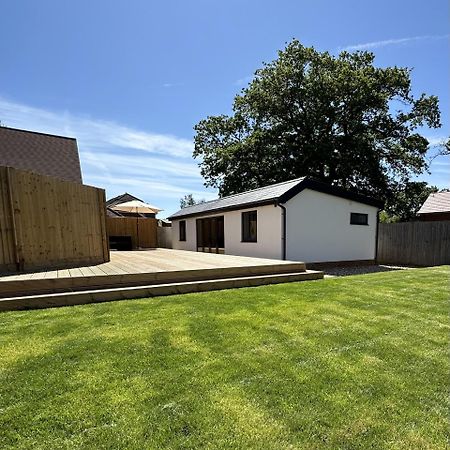 White Oaks Sussex Villa Twineham Exterior photo